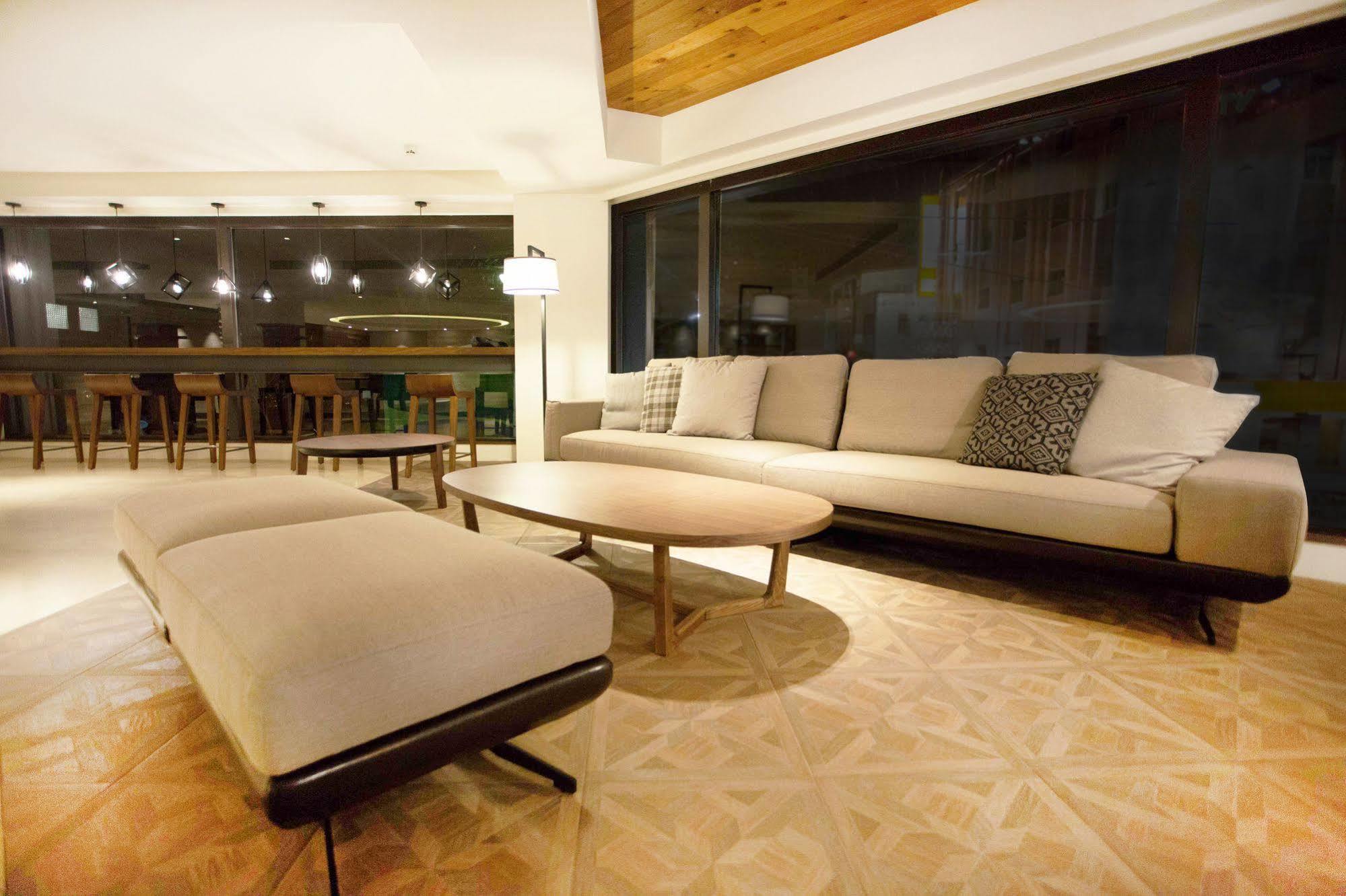 Inn By The Village Taitung Exterior photo